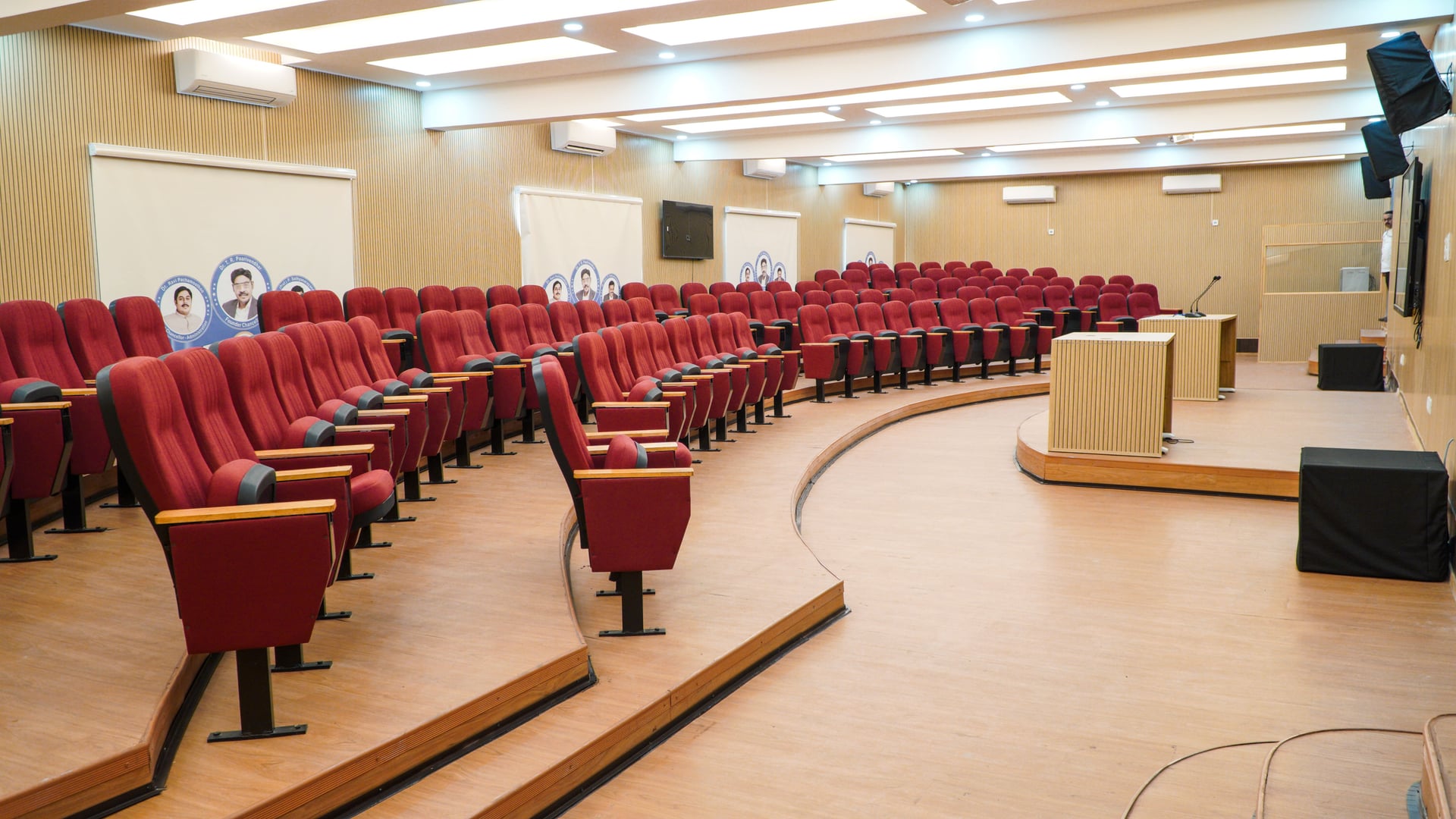 SRM IHM campus hospitality training environment