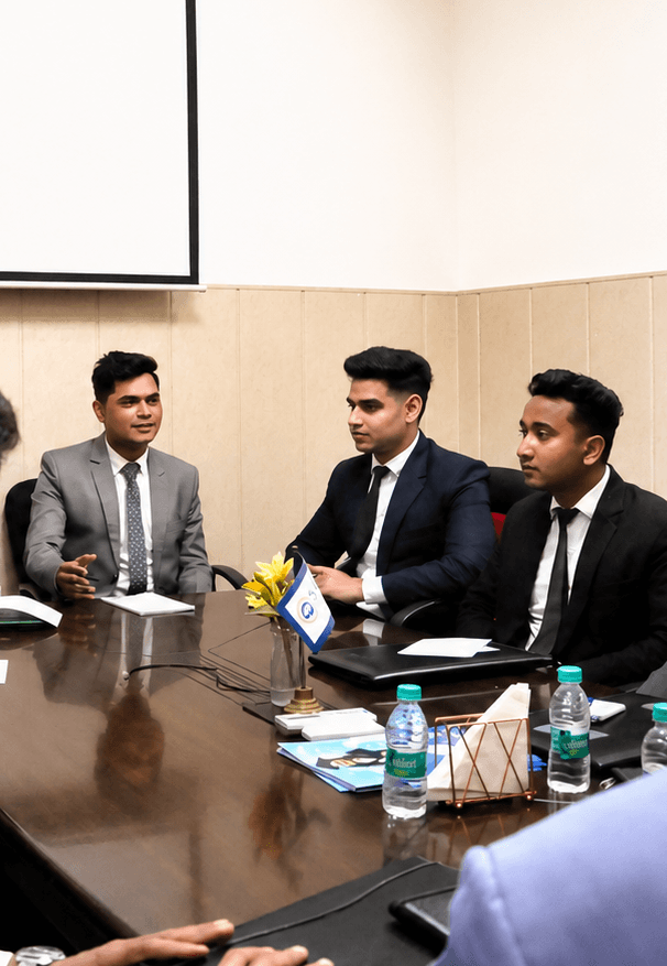 Hospitality partners collaborating with SRM IHM